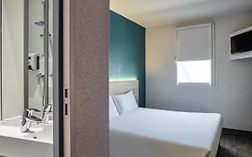 Hotelf1 Saint Witz A1 Hotel